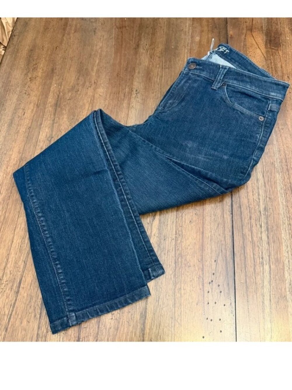 Ann Taylor Loft Petite jeans size 8P Curvy Straight